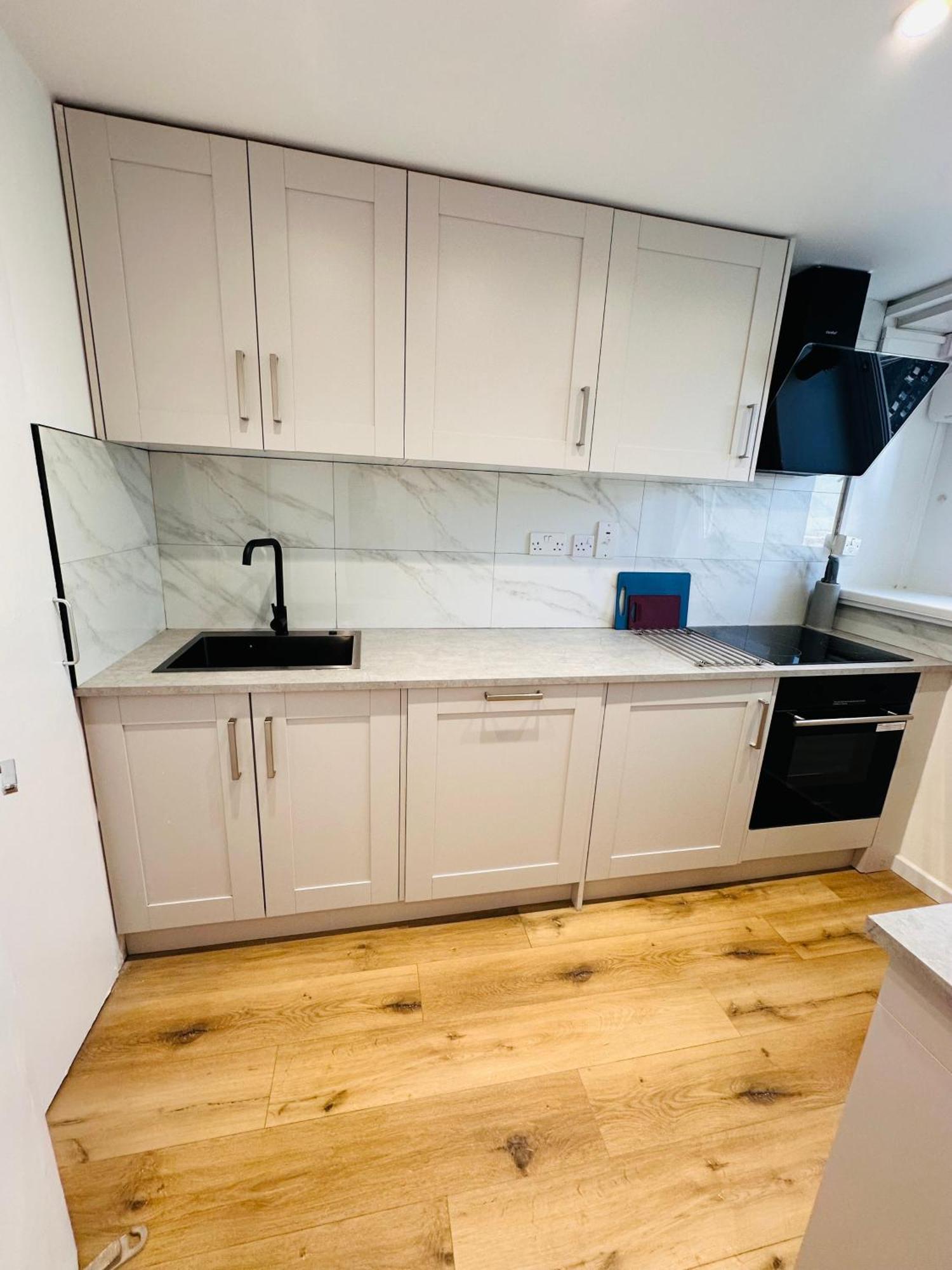 B - Newley Renovated Private Self-Contained Room In A Shared Apartment In Birmingham City Centre מראה חיצוני תמונה